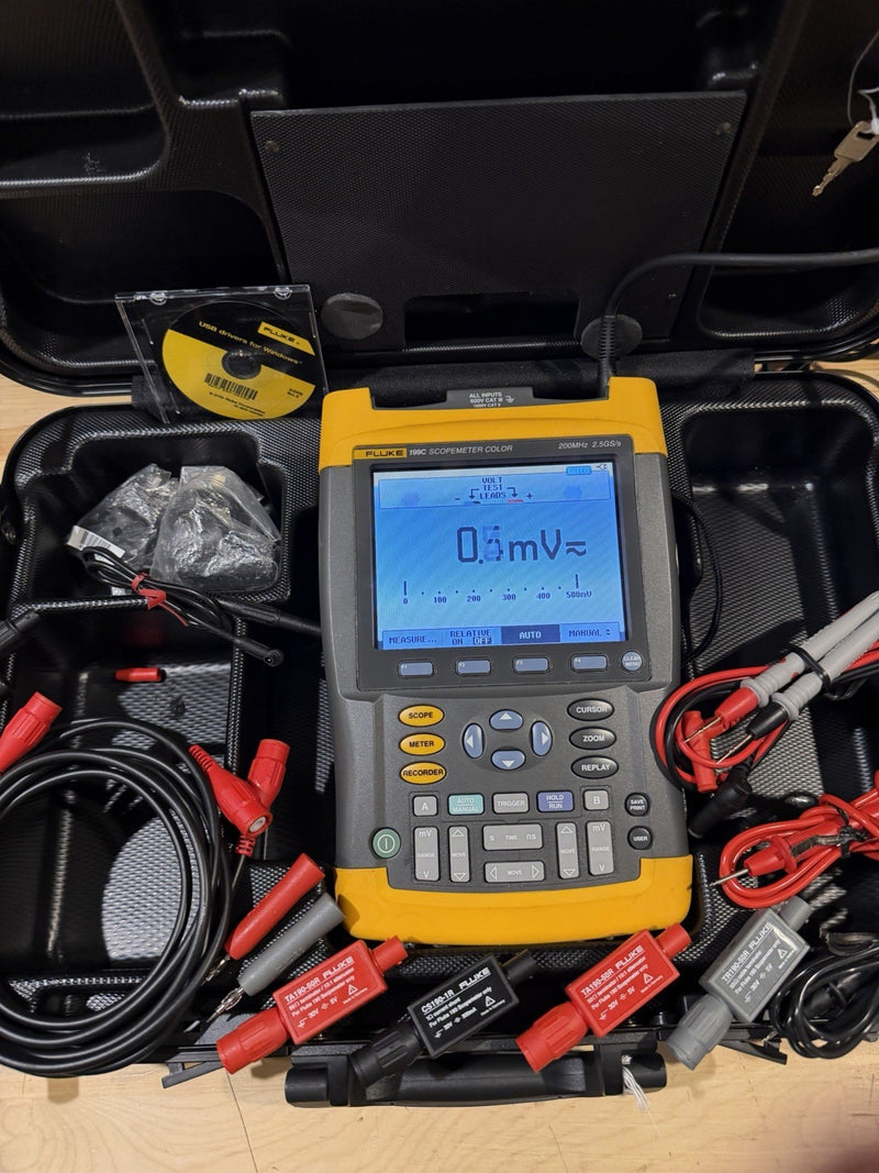 FLIKE 199C 200MHZ 2.5GS/s SCOPEMETER COLOR W/ ACCESSORIES (TESTED) SHIPS FAST
