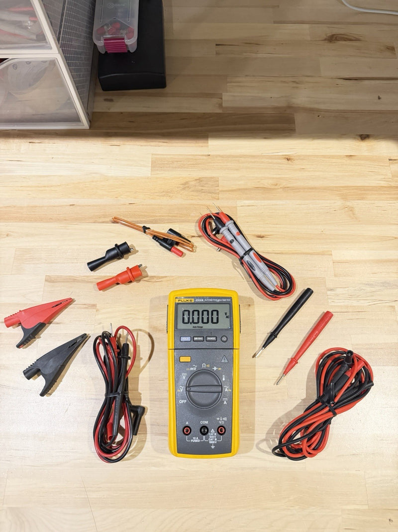 FLUKE 233A REMOTE DISPLAY AUTOMOTIVE DIGITAL MULTIMETER KIT