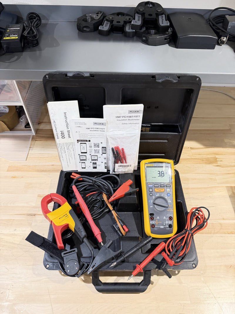 FLUKE 1587 FC INSULATION MULTIMETER W/  i400 LEADS & CASE (TESTED) SHIPS FAST