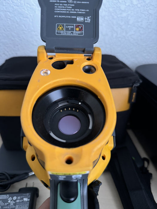 FLUKE TI401-PRO 60HZ 640 X 480 INFD THERMAL IMAGING CAMERA IR RARE