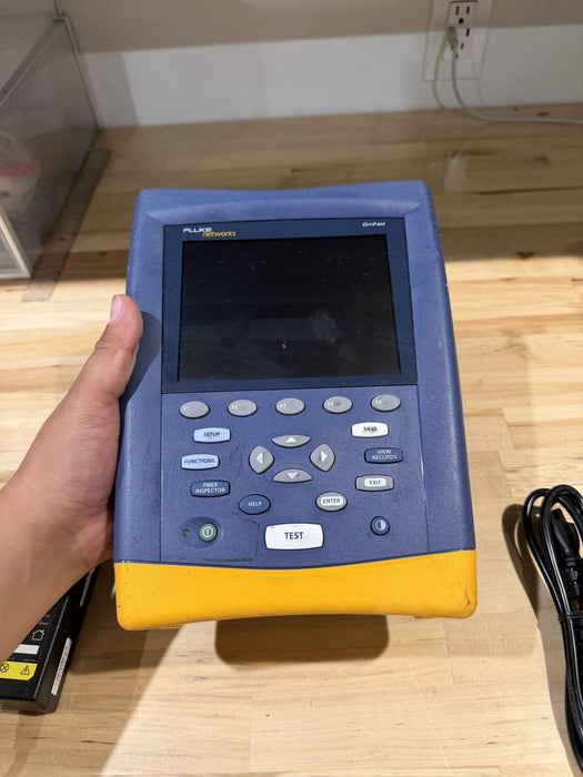 FLUKE NETWORKS OF-500 OPTICAL OPTIFIBER ANALYZER TESTED