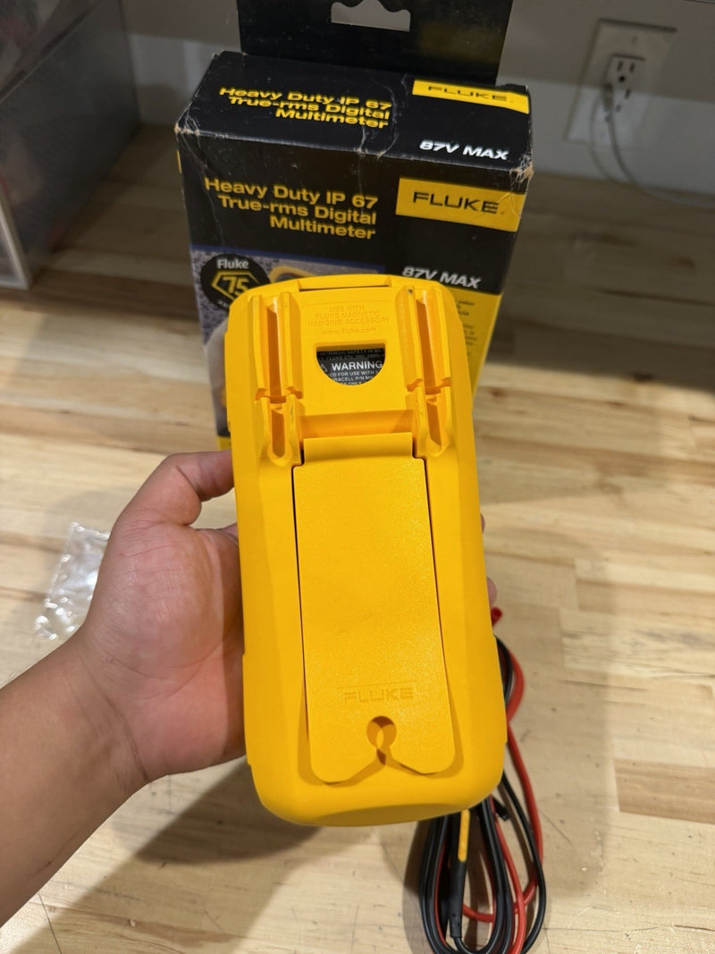 FLUKE 87V MAX TRUE RMS MULTIMETER W/ LEADS & CLIPS