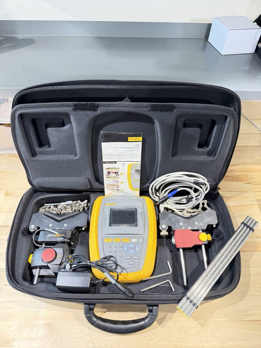 FLUKE 830 LASER ALIGNMENT TOOL WITH ACCESSORIES TESTED