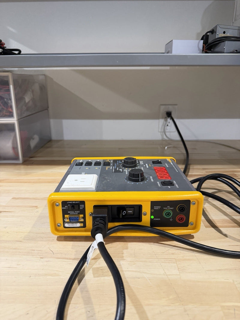 FLUKE BIOMEDICAL ESA601 ELECTRICAL SAFETY ANALYZER TESTER