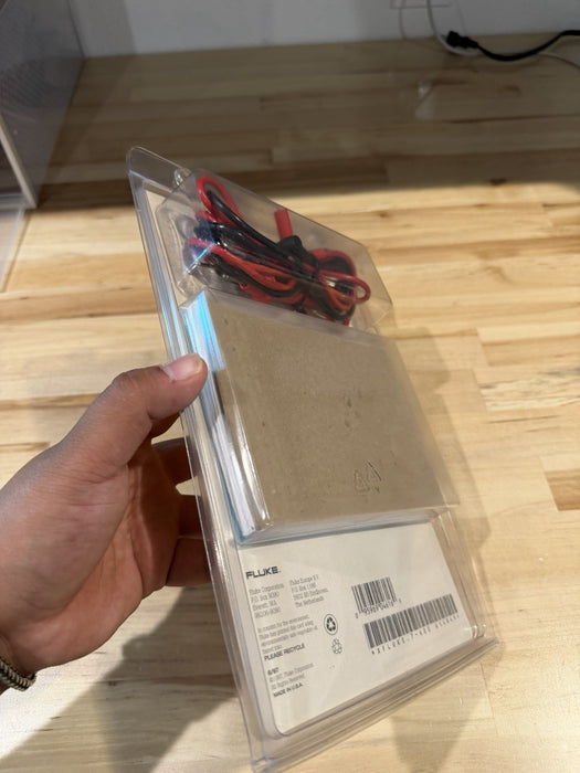 FLUKE 7-600 ELECTRICAL TESTER (NEW SEALED) - FREE SHIPPING (RARE)