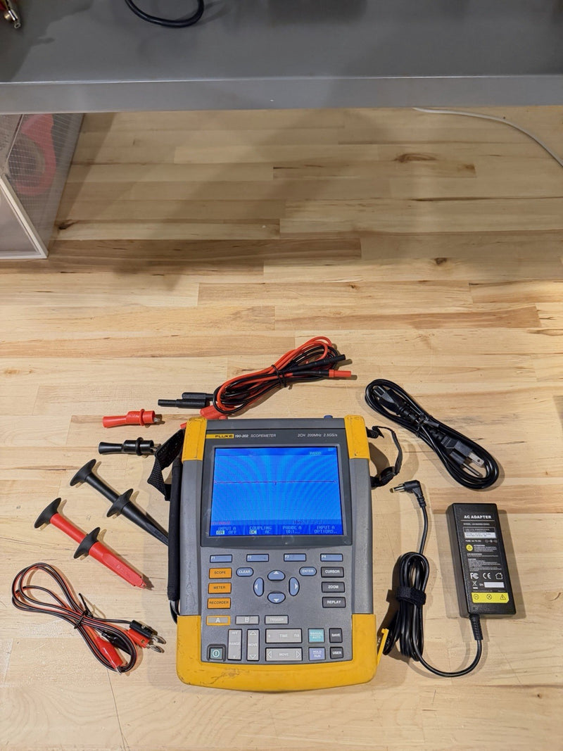 FLUKE 190-202 SCOPEMETER 2.5GS/S 2CHANNEL 200MHZ OSCILLOSCOPE TESTED