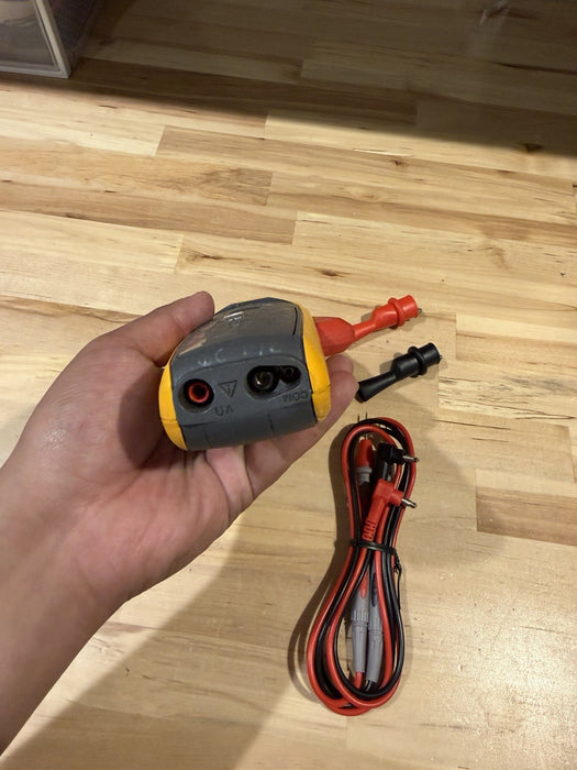 FLUKE 376 AC/DC TRUE RMS WIRELESS CLAMP METER WLEADS & CLIPS