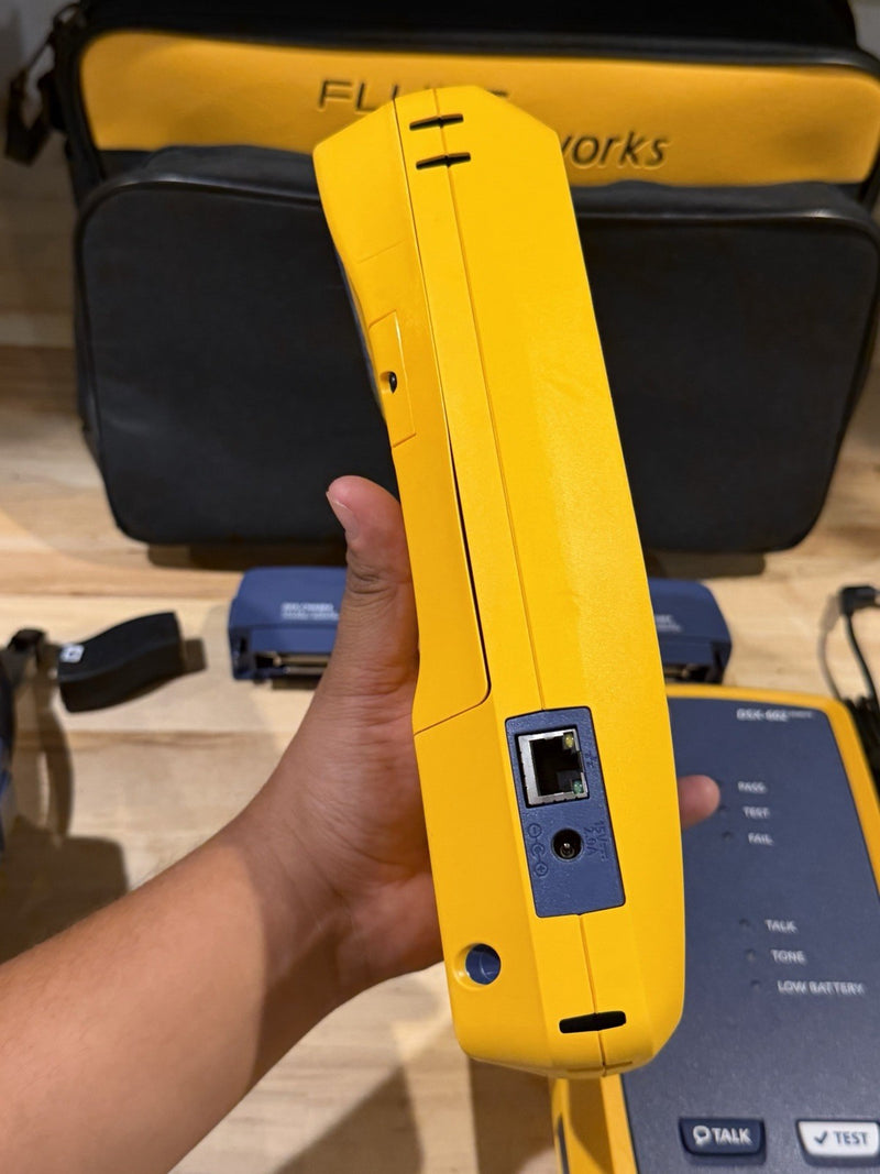FLUKE NETWORKS DSX-602 PRO 500MHZ CABLE ANALYZER V2 WITH WIFI TESTED