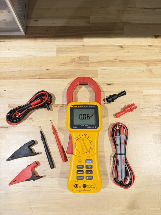 FLUKE 355 AC/DC CLAMP METER WITH ACCESSORIES