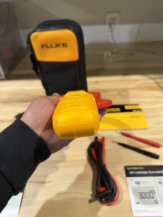FLUKE 369 FC AC LEAKAGE CURRENT CLAMP (NEW SEALED) FREE SHIPPING