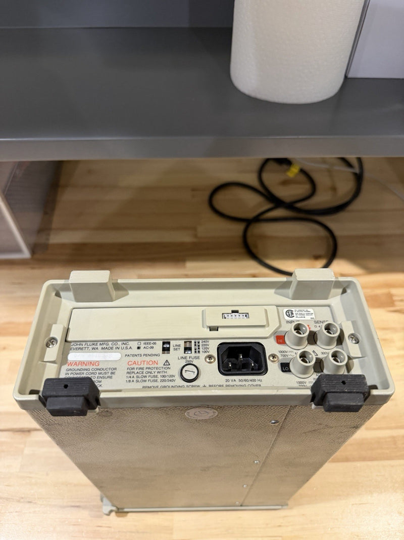 FLUKE 8842A MULTIMETER FOR PARTS