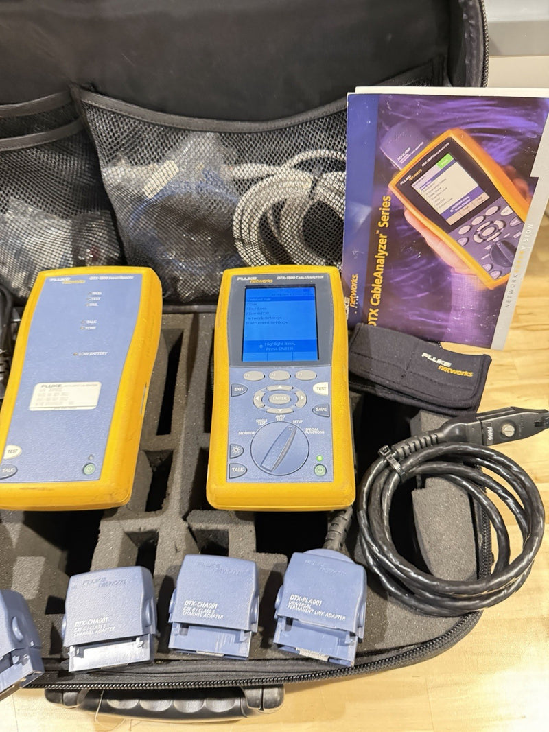 FLUKE NETWORKS DTX-1800 DTX CABLE ANALYZER KIT & PLA001 TESTED