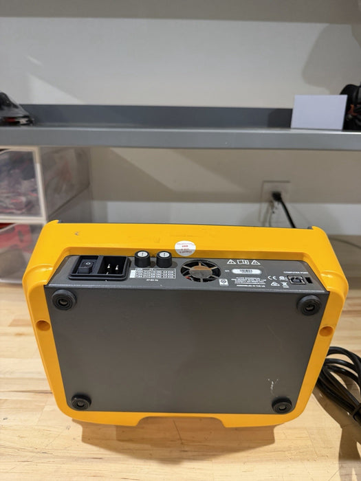 FLUKE ESA620 BIOMEDICAL ELECTRICAL SAFETY ANALYZER WITH CHARGER & LEADS
