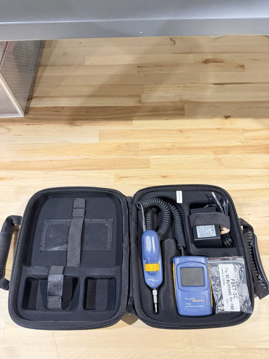 FLUKE NETWORKS FT500 FIBERINSPECTOR MINI FIBER OPTIC INSPECTION SCOPE KIT TESTED