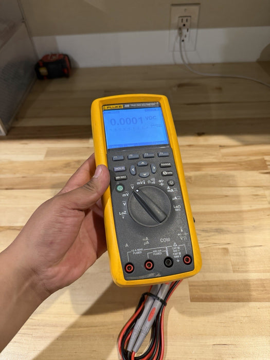 FLUKE 289 TRUE RMS ELECTRONIC LOGGING DIGITAL MULTIMETER W/ LEADS & CLIPS #7