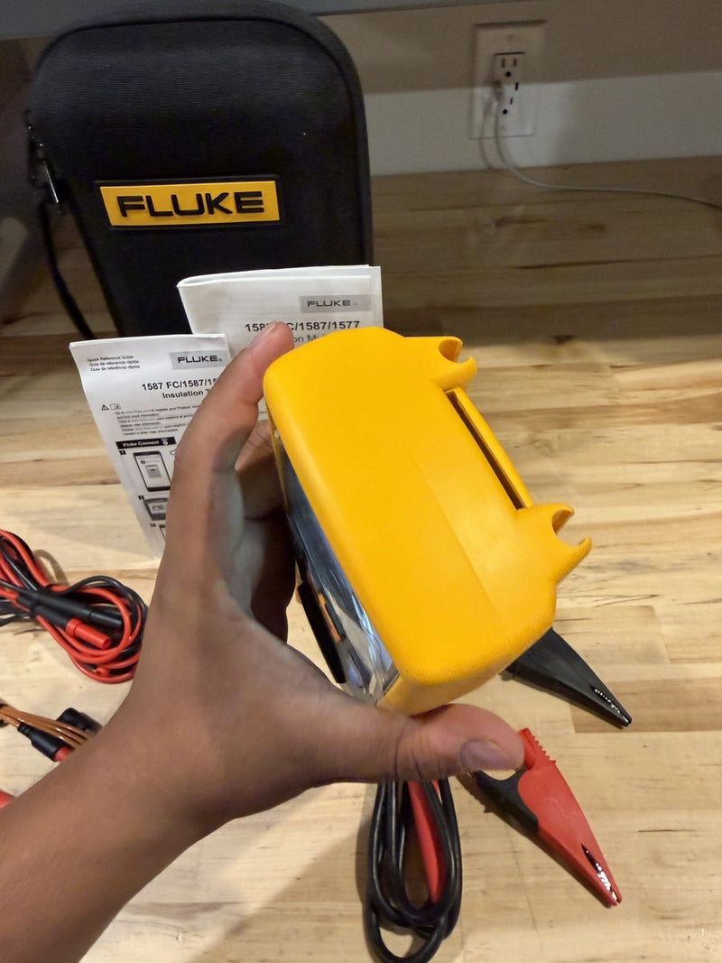 FLUKE 1587 FC 2 IN 1 HANDHELD DIGITAL INSULATION MULTIMETER