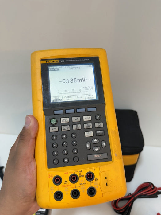 FLUKE 743B DOCUMENTING PROCESS CALIBRATOR W/ LEADS & ACCESSORIES (FREE SHIPPING)