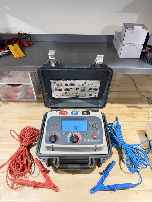 MEGGER S1-1068 10KV INSULATION TESTER W/ LEADS & CHARGER (FREE SHIPPING) TESTED