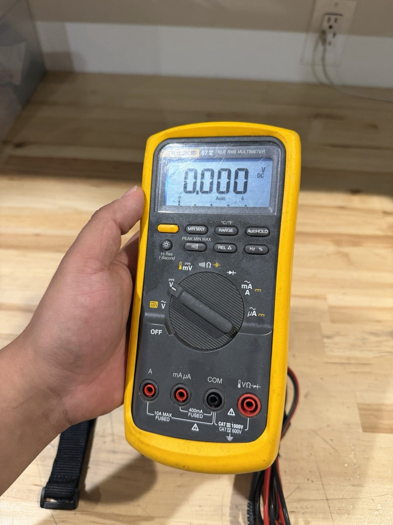 FLUKE 87V TRUE RMS MULTIMETER W/ LEADS (TESTED) SHIPS FAST