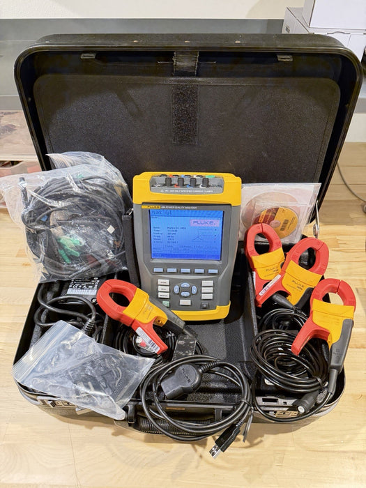 FLUKE 434 SERIES POWER QUALITY ANALYZER KIT W/ACCESSORIES - SHIPS FREE (TESTED)
