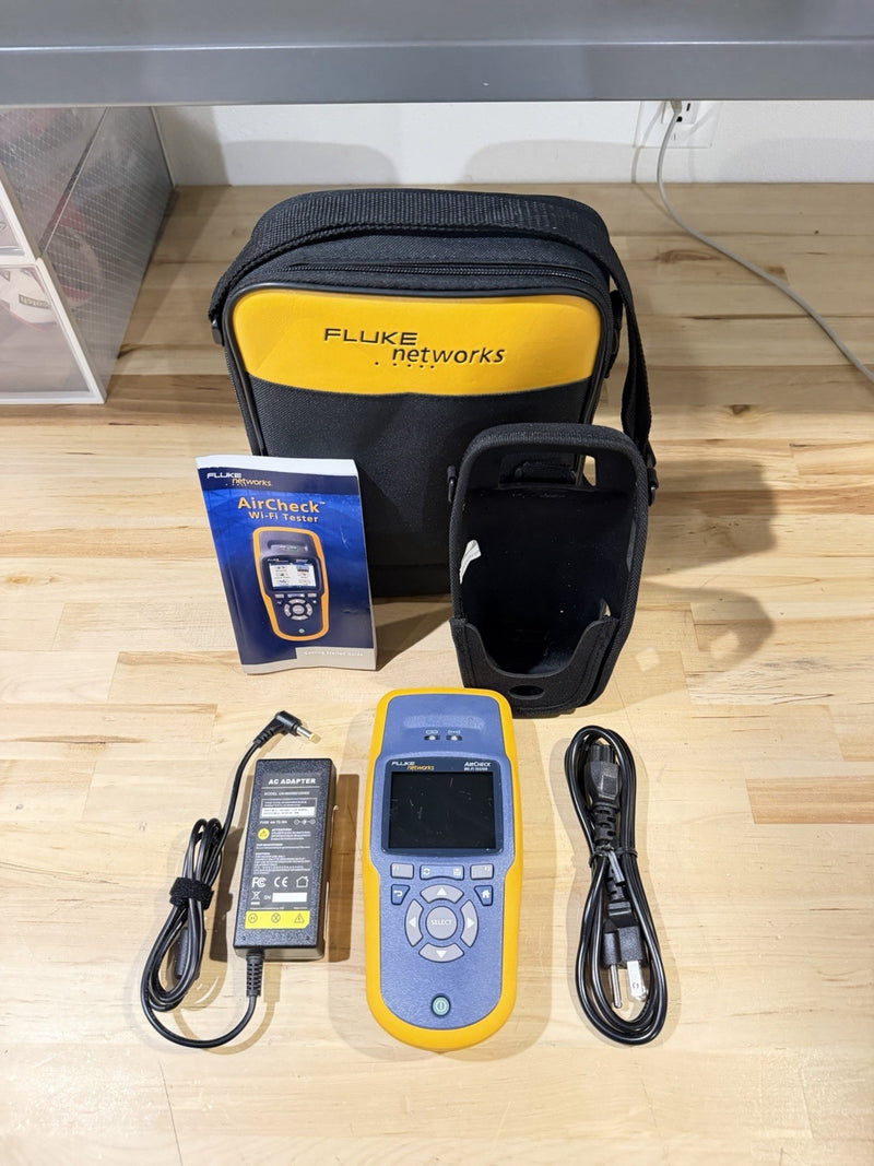 FLUKE NETWORKS AIRCHECK WIFI TESTER WITH CHARGER & BAGE