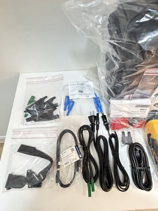 FLUKE 1777 POWER QUALITY ANALYZER (NEW FACTORY SEALED)CALIBRATED 2027 SHIPS FAST
