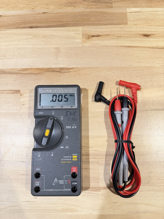 FLUKE 75 SERIES II MULTIMETER W/ LEADS (TESTED) SHIPS FAST