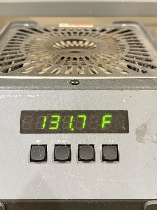 FLUKE 9150 PORTABLE FURNACE WITH CHARGER TESTED