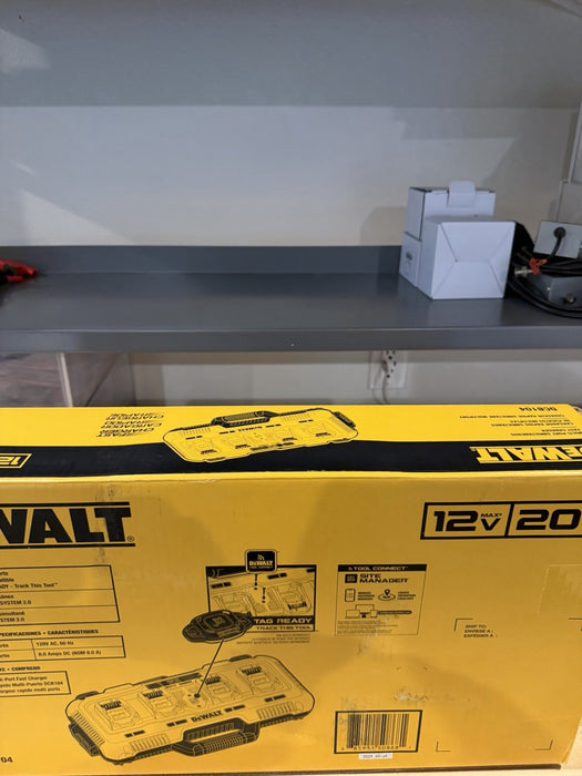 DEWALT DCB104 4 PORT 20V MAX BATTERY CHARGER (NEW FACTORY SEALED)