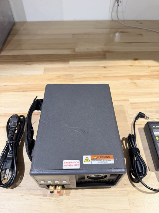 FLUKE 9140 22207T DRY-WELL CALIBRATOR WITH CHARGER TESTED