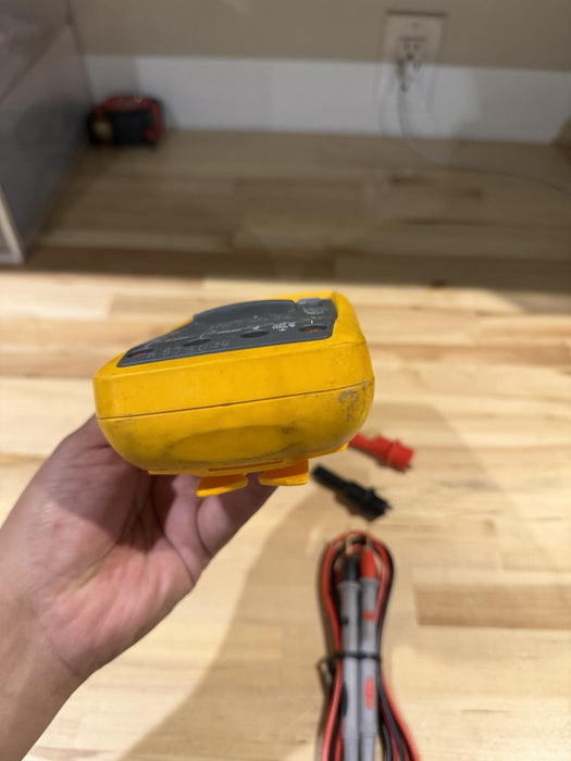 FLUKE 289 TRUE RMS ELECTRONIC LOGGING DIGITAL MULTIMETER W/ LEADS & CLIPS #9