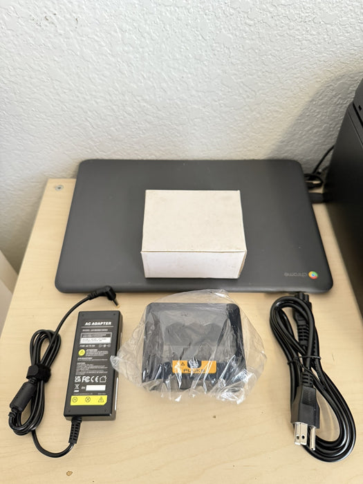 FLUKE BC7217 BATTERY CHARGER FOR BP72XX FLUKE 744, 743B, 741B, 702, 701 USA MADE