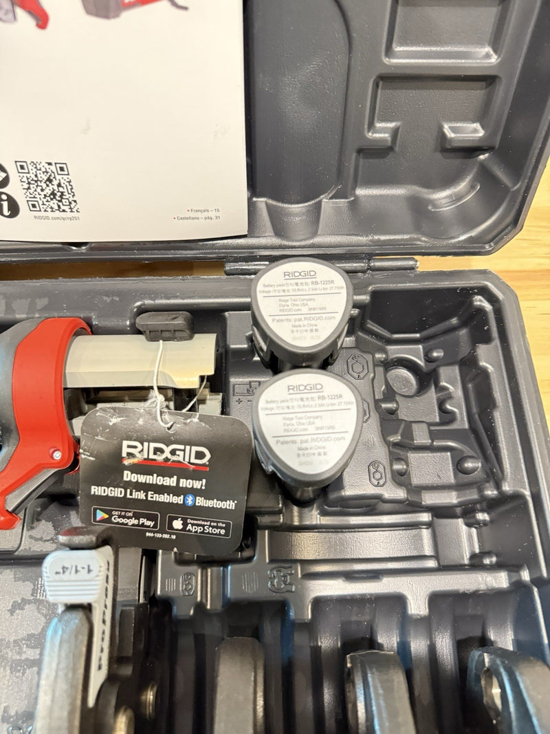 RIDGID RP251 PRESSTOOL KIT WITH 1/2 3/4 1”1-1/4 IN JAWS