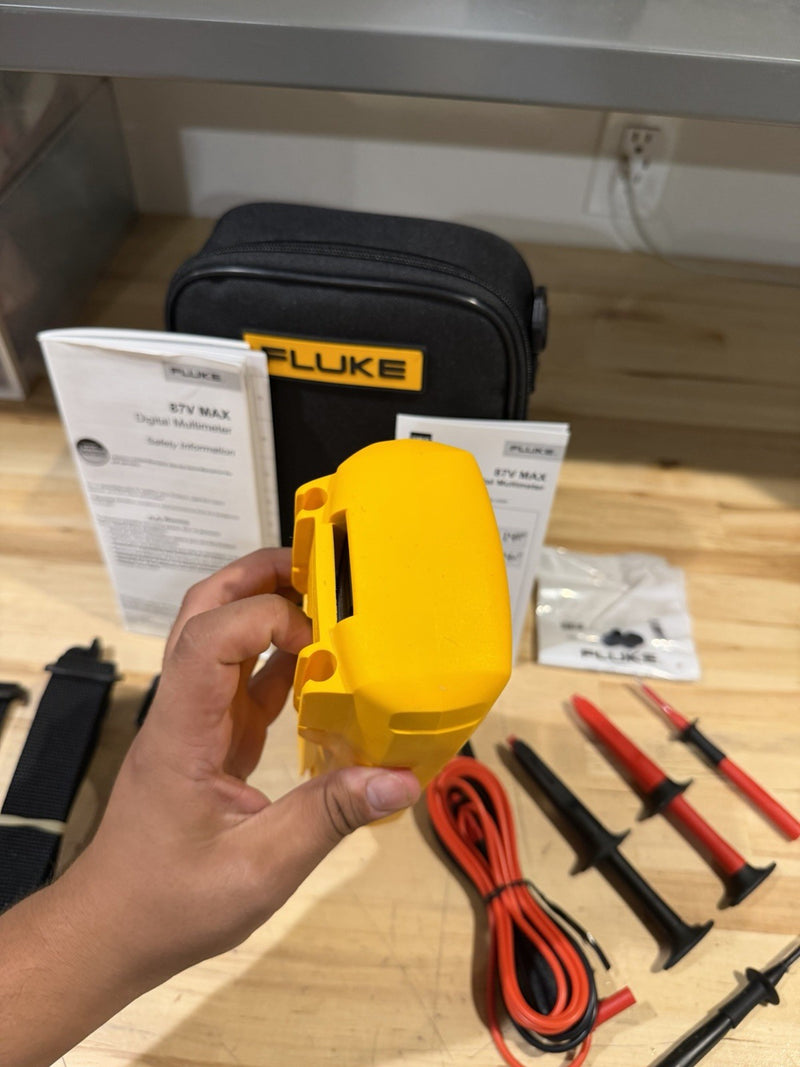 FLUKE 87V MAX TRUE RMS MULTIMETER KIT (FREE SHIPPING) NEW