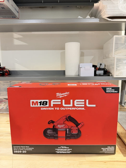 MILWAUKEE 2829-20 M18 FUEL 3-1/4" X 3-1/4" COMPACT VARIABLE SPEED BAND SAW BARE