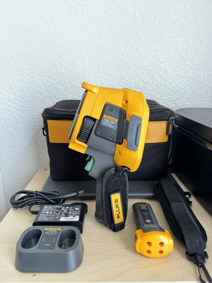 FLUKE TI401-PRO 60HZ 640 X 480 INFD THERMAL IMAGING CAMERA IR RARE