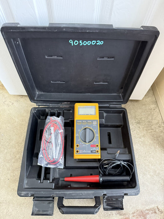 FLUKE 27 MULTIMETER WITH CASE AND LEADS
