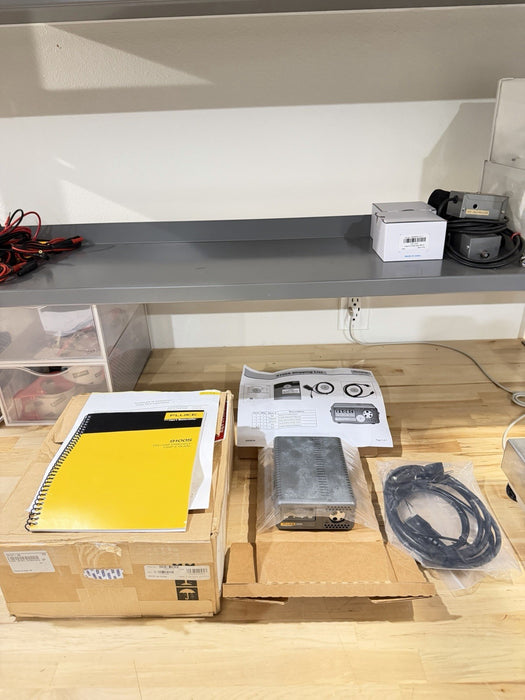 FLUKE CALIBRATION 9100S DRY WELL TEMPERATURE CALIBRATOR