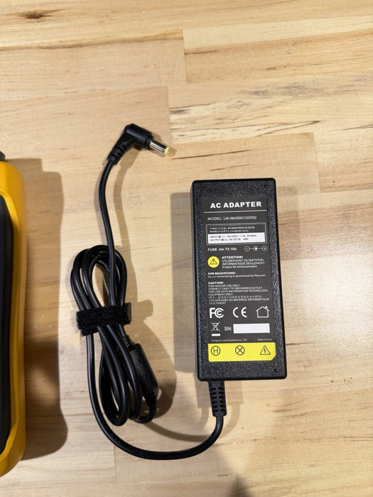 FLUKE 1524 REFERENCE THERMOMETER (CALIBRATED 2025) TESTED - FREE SHIPPING