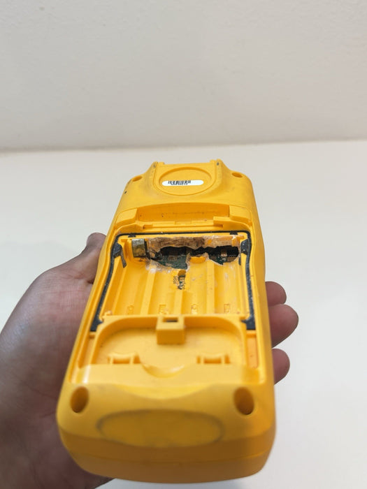 FLUKE 712B RTD CALIBRATOR  (PARTS ONLY) FOR PARTS