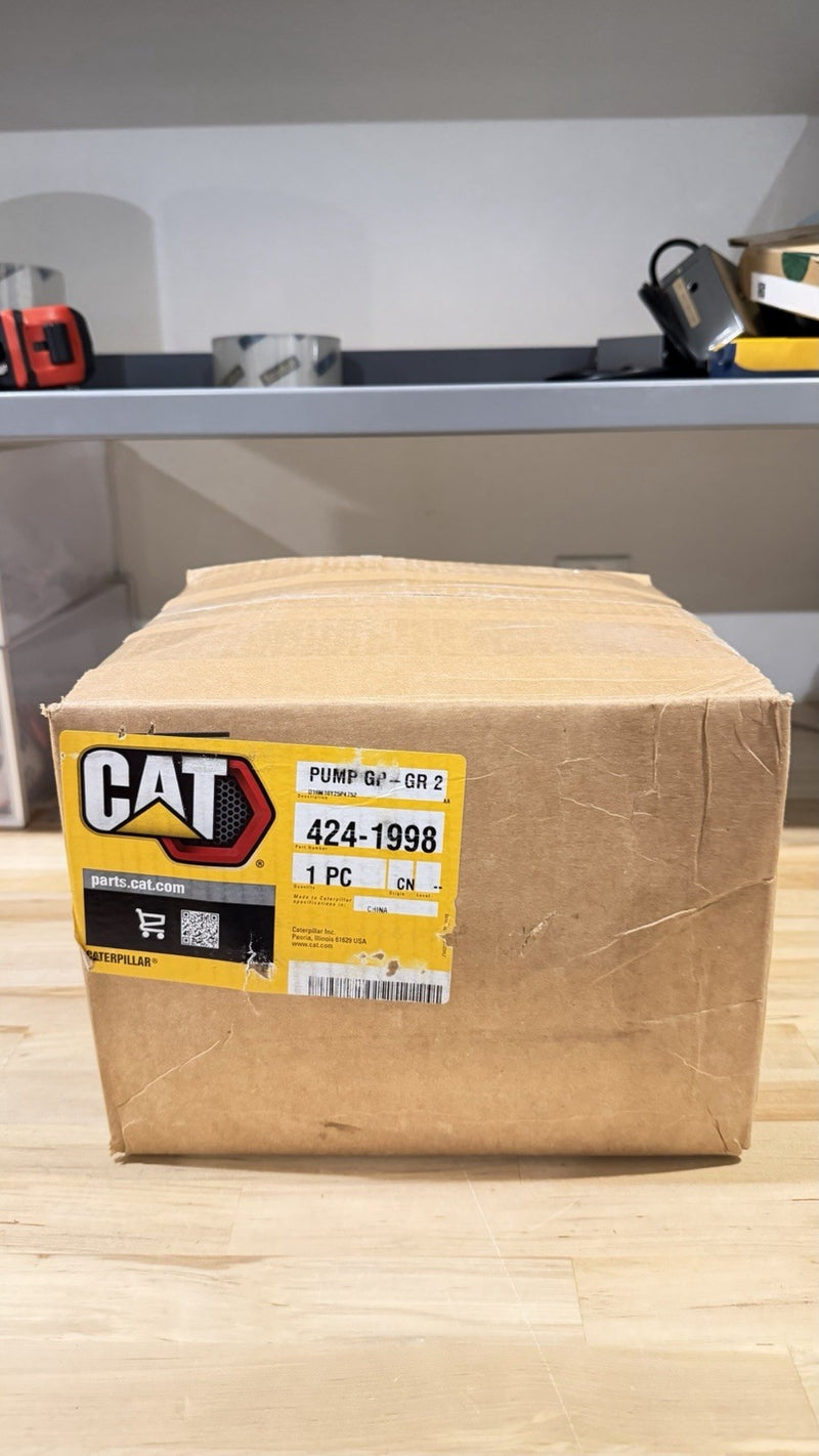CAT 424-1998 OIL GEAR PUMP GP