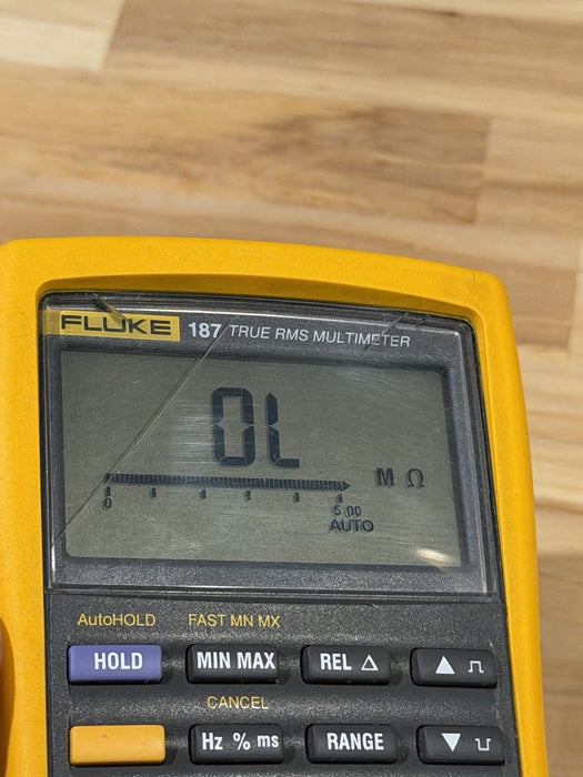 FLUKE 187 TRUE RMS MULTIMETER WITH LEADS TESTED