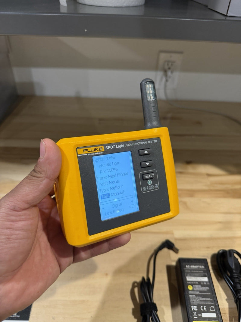 FLUKE BIOMEDICAL SPOT LIGHT SPO2 FUNCTIONAL TESTER WITH CHARGER