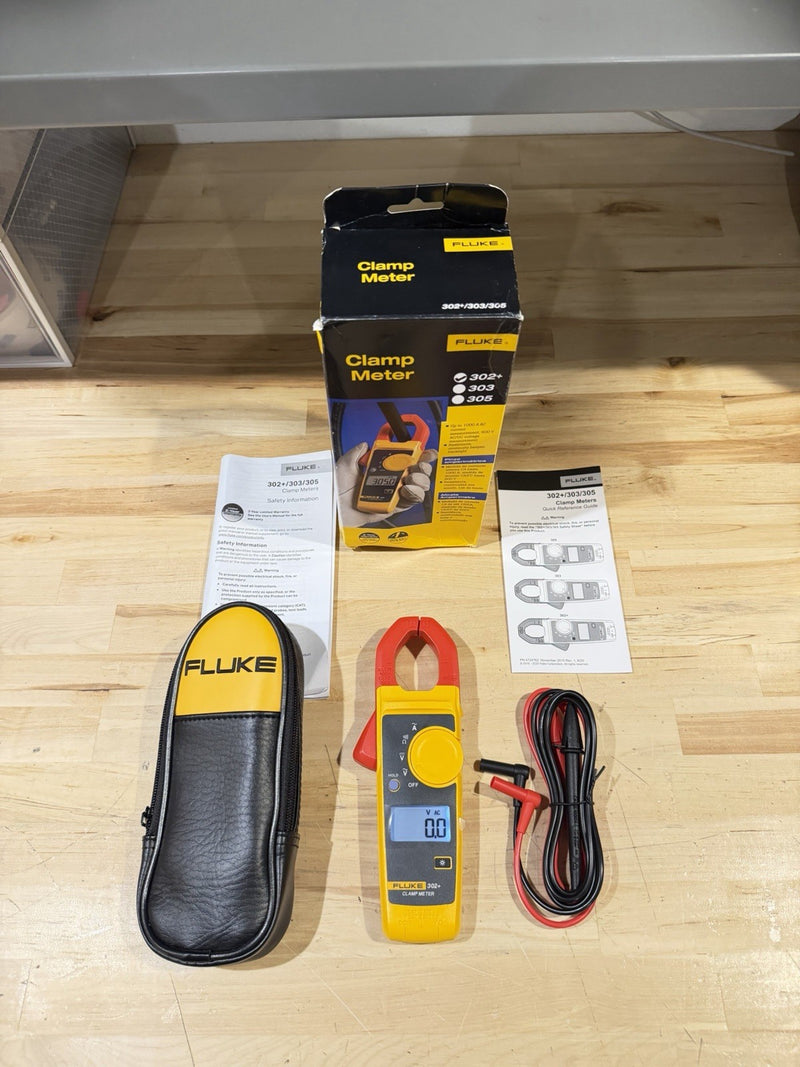 FLUKE 302+ CLAMP METER (NEW SEALED) SHIPS FAST