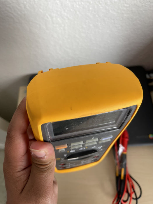 FLUKE 87V-MAX INDUSTRIAL TRUE RMS MULITMETER FLUKE WITH BAG & LEADS
