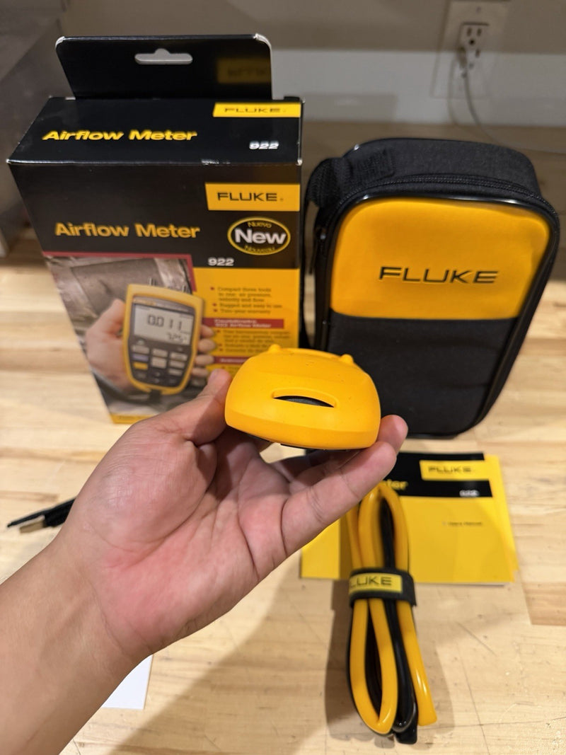 FLUKE 922 AIRFLOW METER KIT W / ACCESSORIES- SHIPS FAST (NEW SEALED)