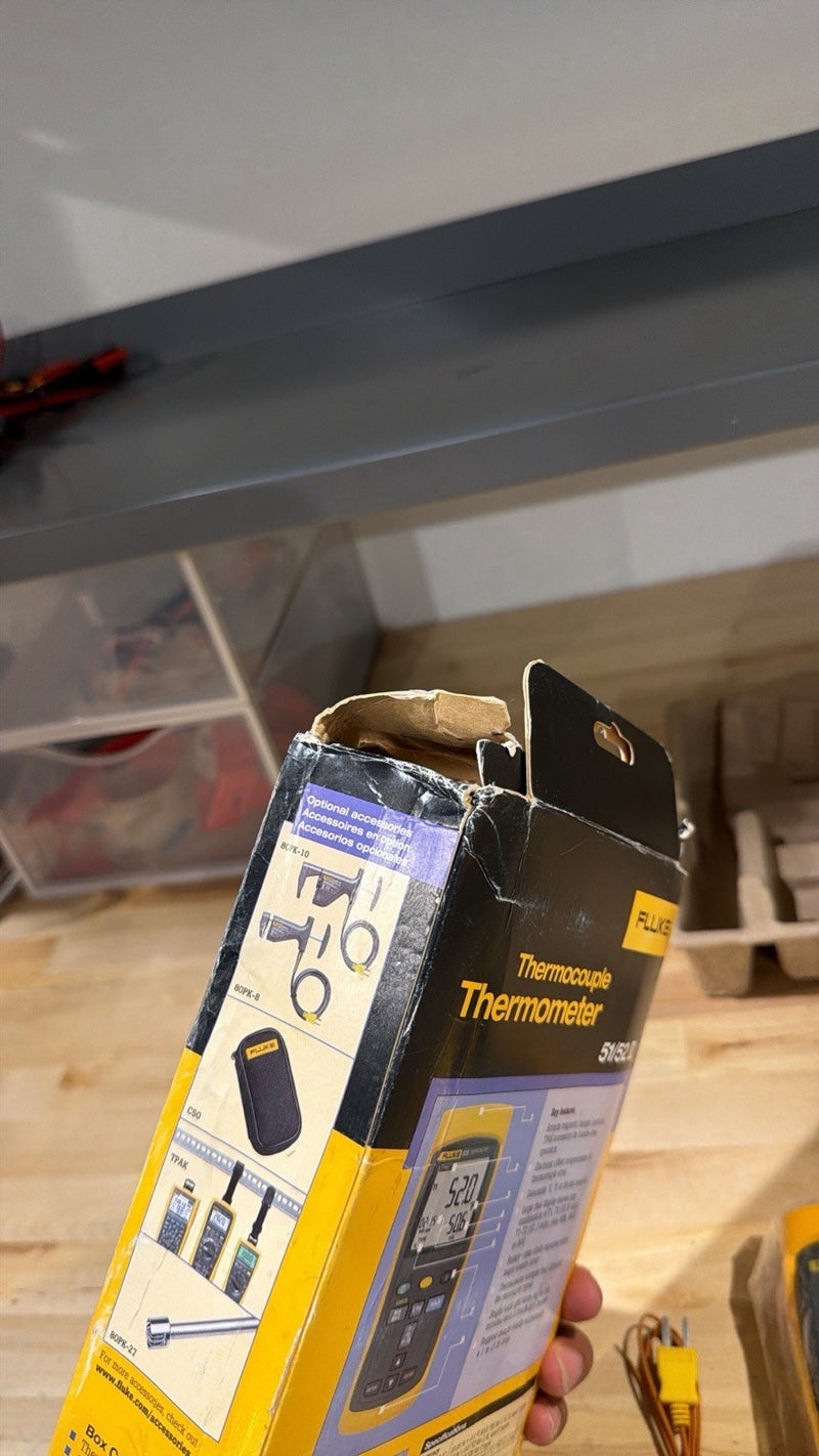 FLUKE 52 II THERMOMETER WITH PROBE CALIBRATED 2026