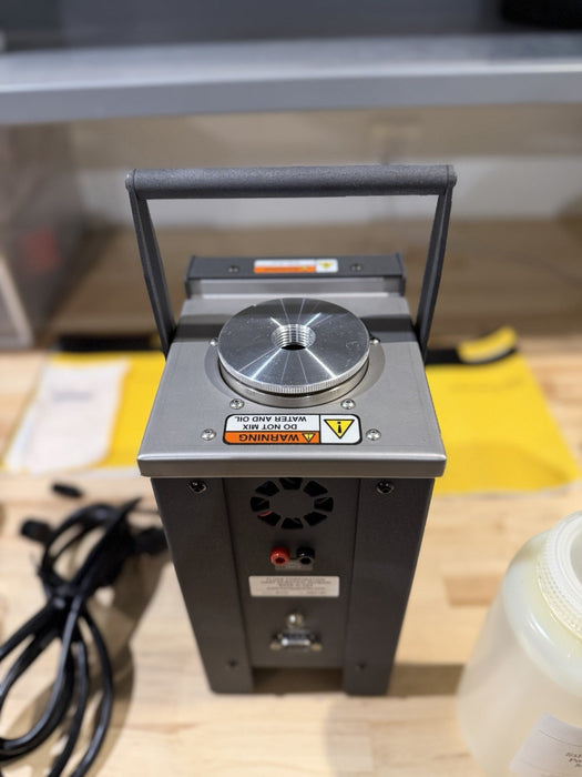FLUKE 6102 MICRO-BATH 35Â°C TO 200Â°C WITH ACCESSORIES TESTED