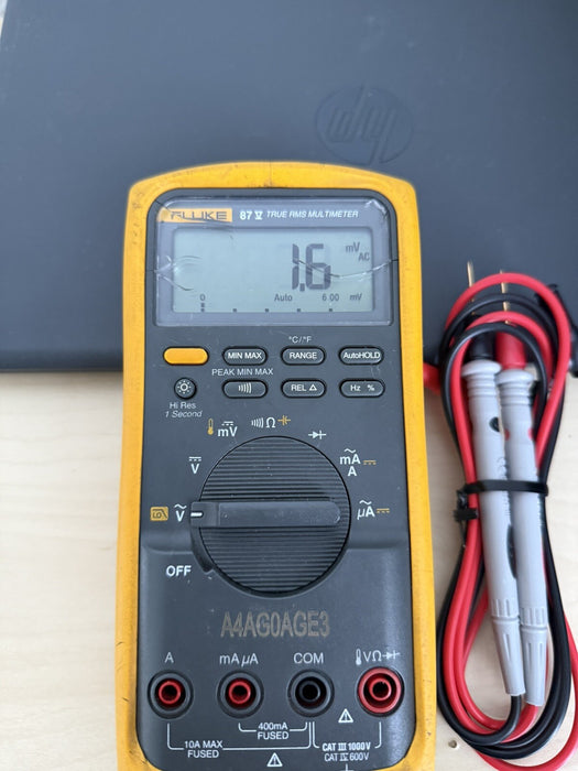 FLUKE 87V TRUE RMS MULTIMETER W /LEADS - SHIPS FAST