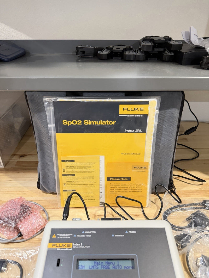FLUKE INDEX 2 SPO2 SIMULATOR KIT W/ ACCESSORIES (TESTED) SHIPS FREE - NEW